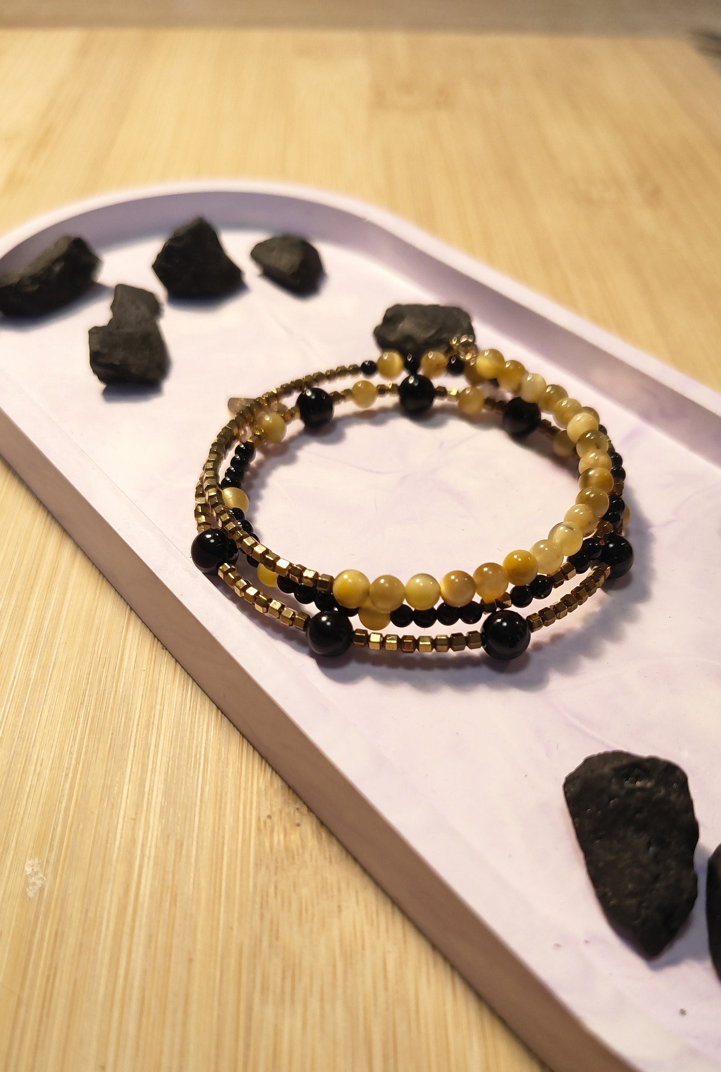 Bransoletka z tygrysim okiem, onyksem i hematytem L’Espace Pustynia